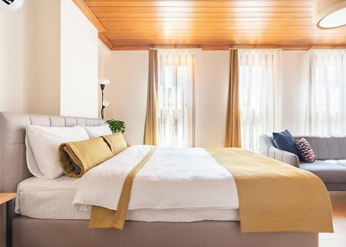 Cosa Mesken Szálloda *